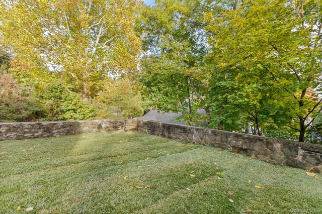 202 E Garden Road, Larchmont, NY 10538