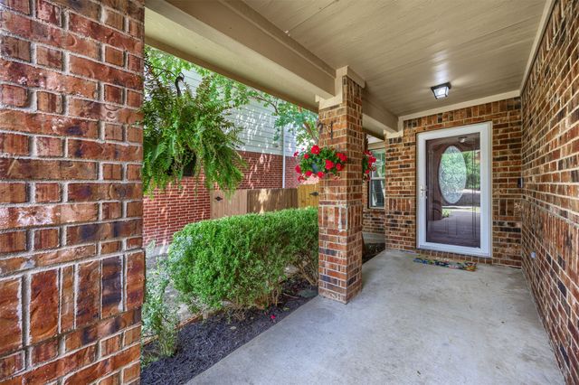 4014 Ridgetop Drive, Heartland, TX 75126