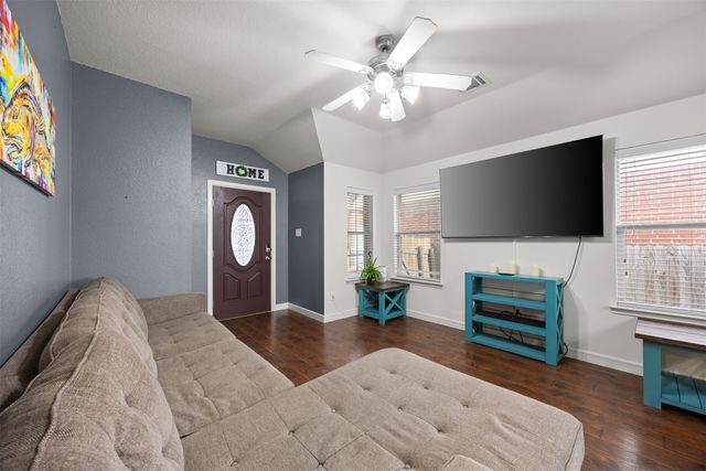 4014 Ridgetop Drive, Heartland, TX 75126