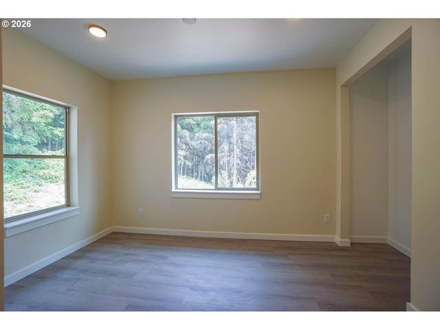 324 CHAMPION Rd, Kalama, WA 98625