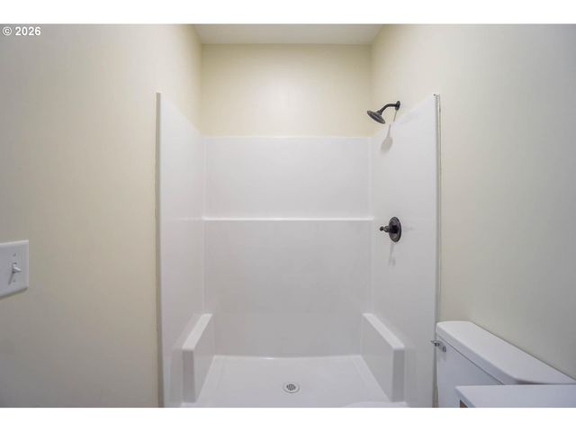 324 CHAMPION Rd, Kalama, WA 98625