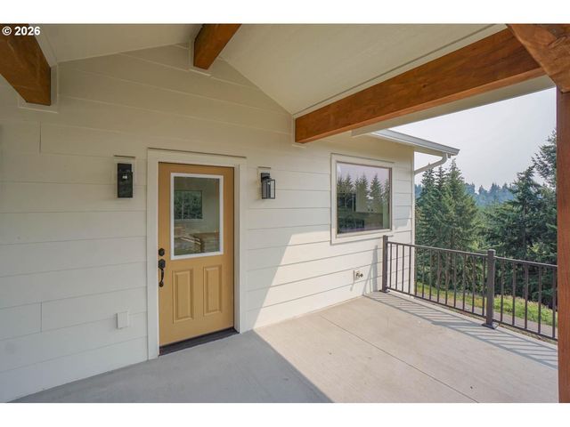 324 CHAMPION Rd, Kalama, WA 98625