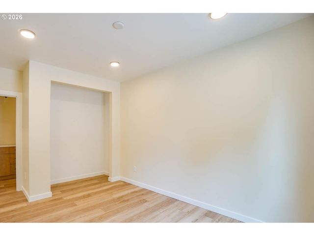324 CHAMPION Rd, Kalama, WA 98625