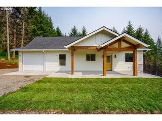 324 CHAMPION Rd, Kalama, WA 98625