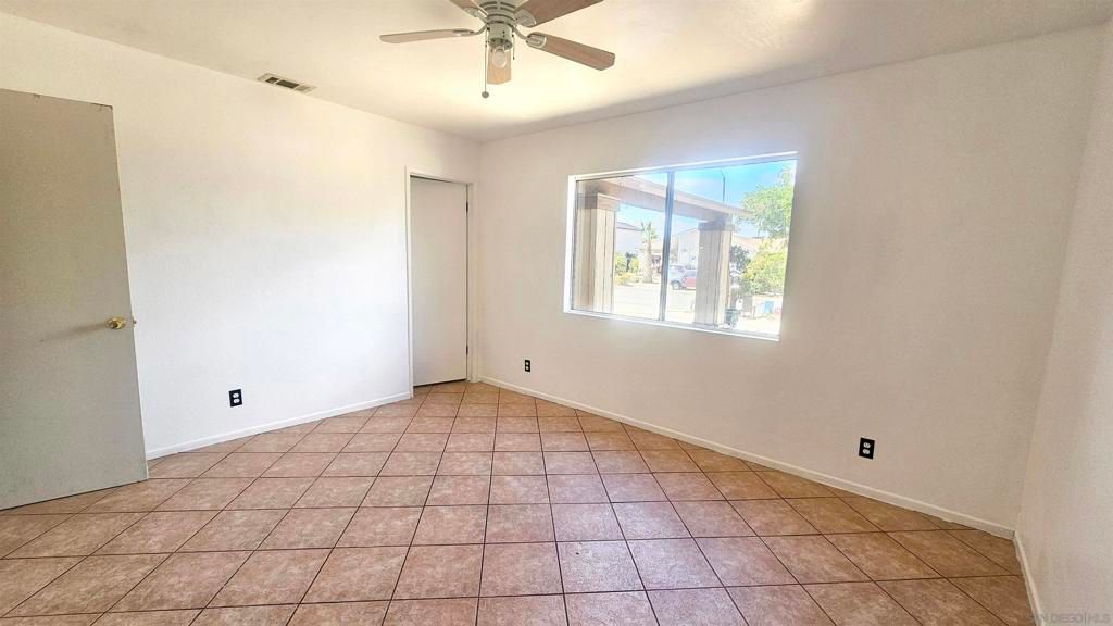 Image 6 of property listing at 141 Polk, Oceanside, CA 92057
