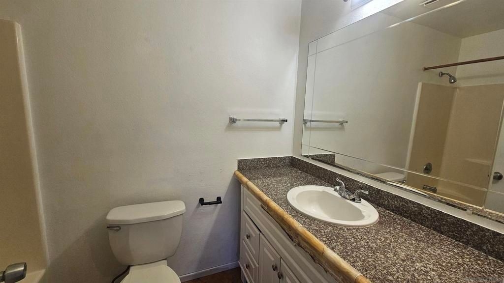 Image 9 of property listing at 141 Polk, Oceanside, CA 92057