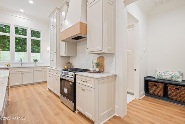 207 Porch View Drive, Lafayette, LA 70508