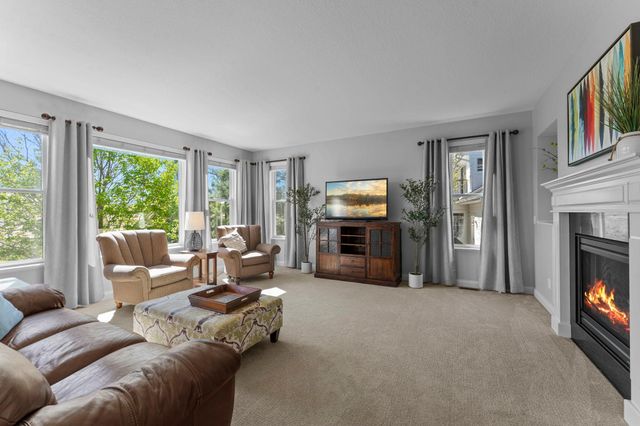 936 Inspiration Parkway S, Bayport, MN 55003