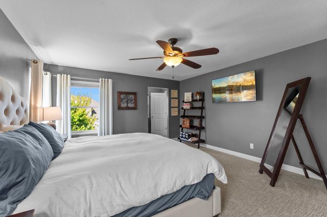 936 Inspiration Parkway S, Bayport, MN 55003