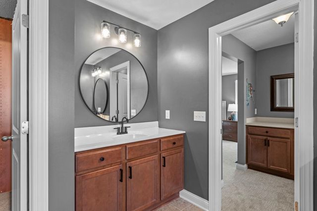 936 Inspiration Parkway S, Bayport, MN 55003