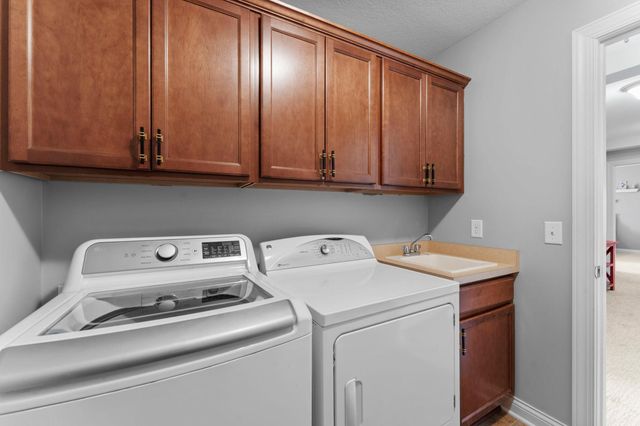 936 Inspiration Parkway S, Bayport, MN 55003