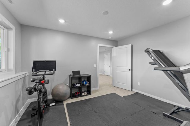 936 Inspiration Parkway S, Bayport, MN 55003