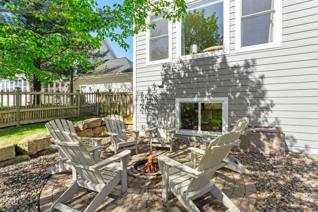 936 Inspiration Parkway S, Bayport, MN 55003