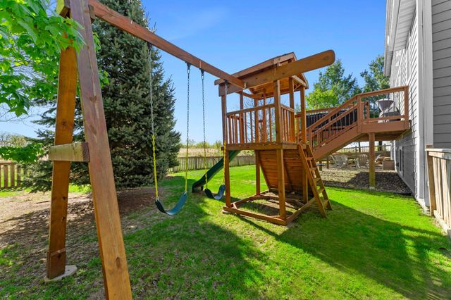 936 Inspiration Parkway S, Bayport, MN 55003