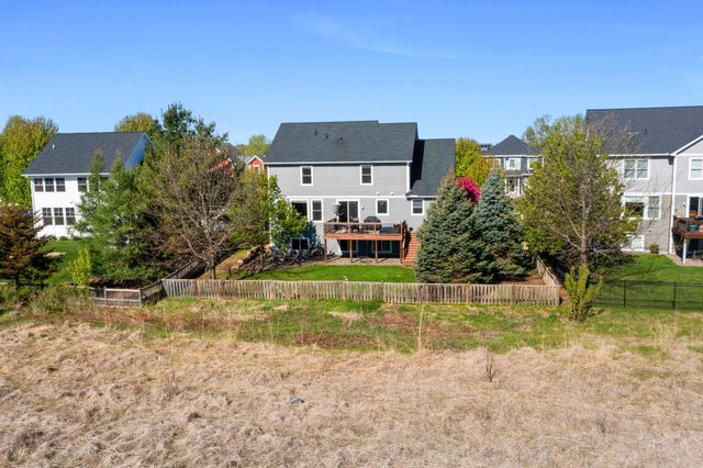936 Inspiration Parkway S, Bayport, MN 55003