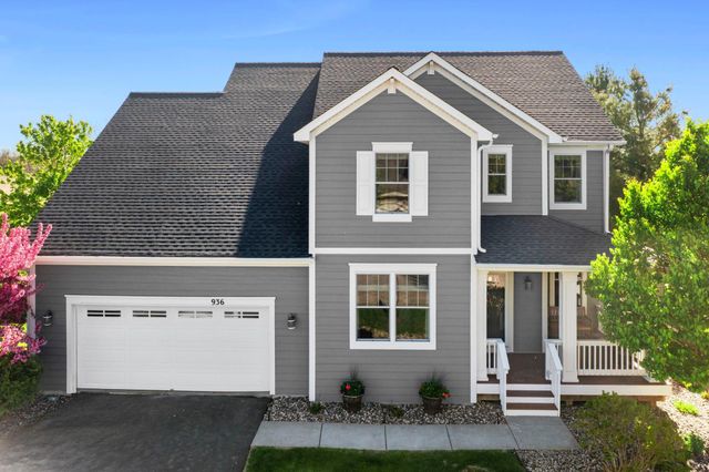936 Inspiration Parkway S, Bayport, MN 55003