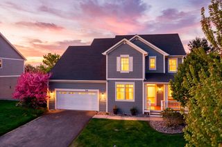 936 Inspiration Parkway S, Bayport, MN 55003