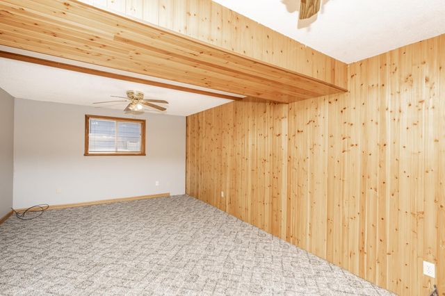 526 3rd Avenue NW, West Fargo, ND 58078