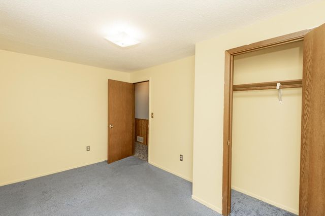 526 3rd Avenue NW, West Fargo, ND 58078