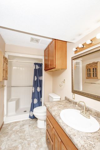 526 3rd Avenue NW, West Fargo, ND 58078