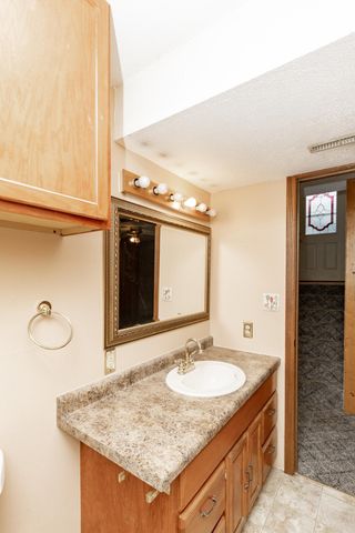 526 3rd Avenue NW, West Fargo, ND 58078