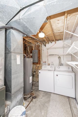 526 3rd Avenue NW, West Fargo, ND 58078