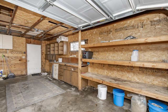 526 3rd Avenue NW, West Fargo, ND 58078