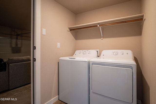 234 NOTTS Way, El Paso, TX 79928