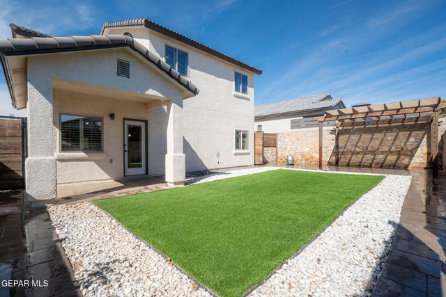 234 NOTTS Way, El Paso, TX 79928