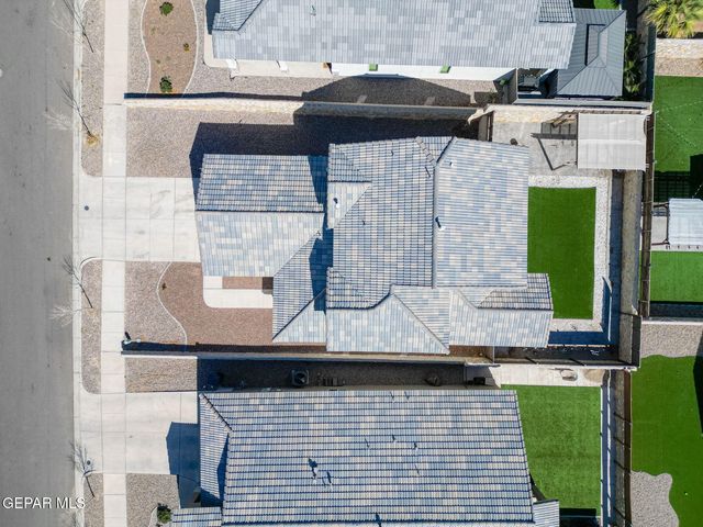 234 NOTTS Way, El Paso, TX 79928