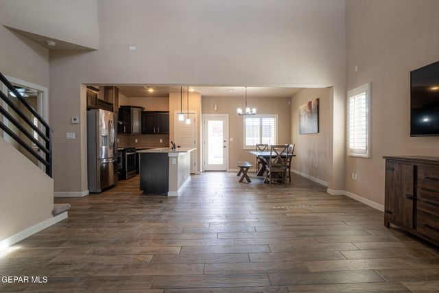 234 NOTTS Way, El Paso, TX 79928