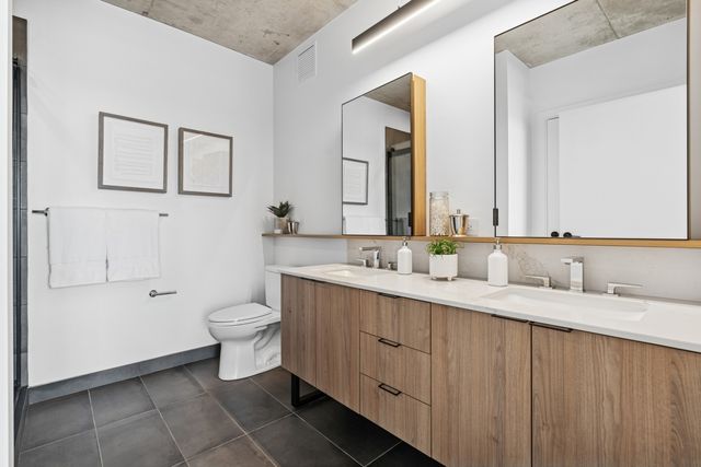 234 W Polk Street 2802, Chicago, IL 60607