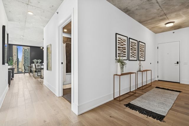 234 W Polk Street 2802, Chicago, IL 60607