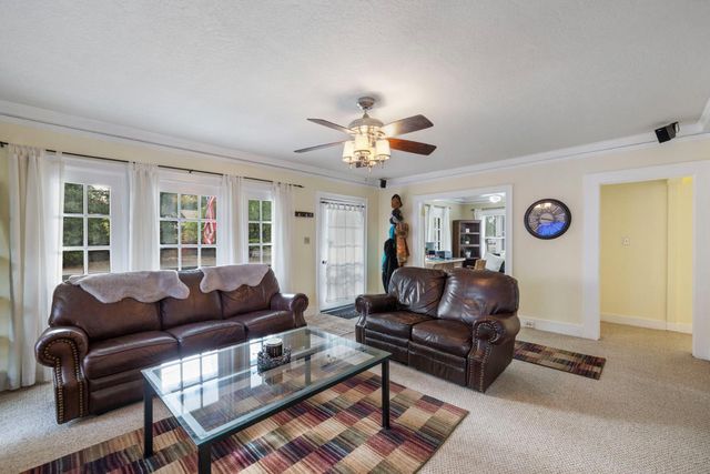 18739 Lilac St, Woodbridge, CA 95258