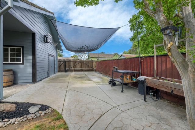 18739 Lilac St, Woodbridge, CA 95258