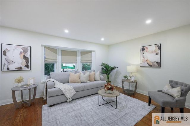 119 Harvard Avenue, Metuchen, NJ 08840