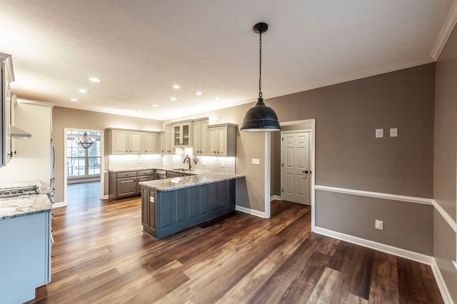 1133 Inneswood Dr, Gallatin, TN 37066