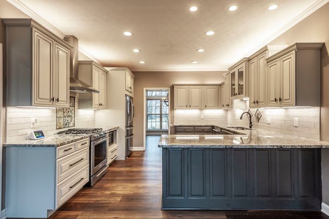 1133 Inneswood Dr, Gallatin, TN 37066