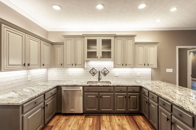 1133 Inneswood Dr, Gallatin, TN 37066