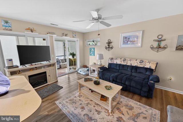 395 LAKESIDE DR, Lewes, DE 19958