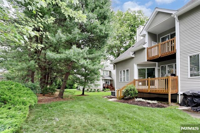 30 Reagan Way 530A, Twp Of Washington, NJ 07676