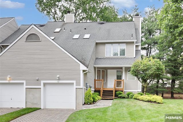 30 Reagan Way 530A, Twp Of Washington, NJ 07676