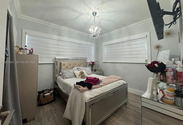 11235 NW 62nd Ave, Hialeah, FL 33012