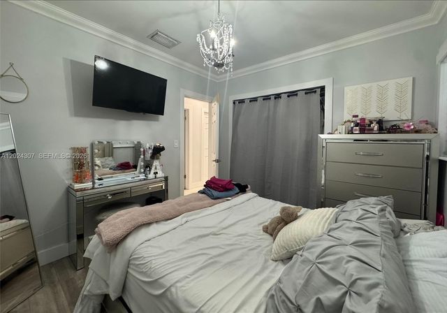 11235 NW 62nd Ave, Hialeah, FL 33012