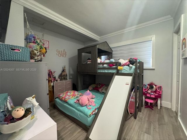 11235 NW 62nd Ave, Hialeah, FL 33012