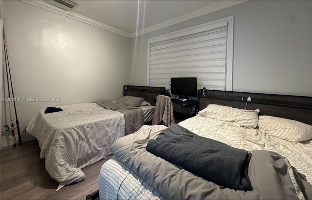 11235 NW 62nd Ave, Hialeah, FL 33012