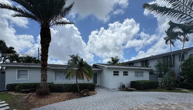 11235 NW 62nd Ave, Hialeah, FL 33012