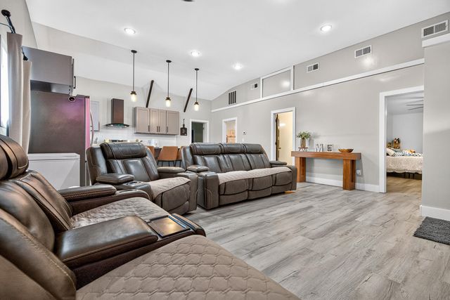 135 Ponley Lane, Cottageville, SC 29435