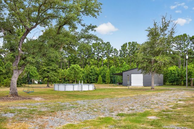 135 Ponley Lane, Cottageville, SC 29435
