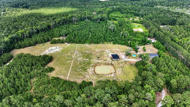 135 Ponley Lane, Cottageville, SC 29435